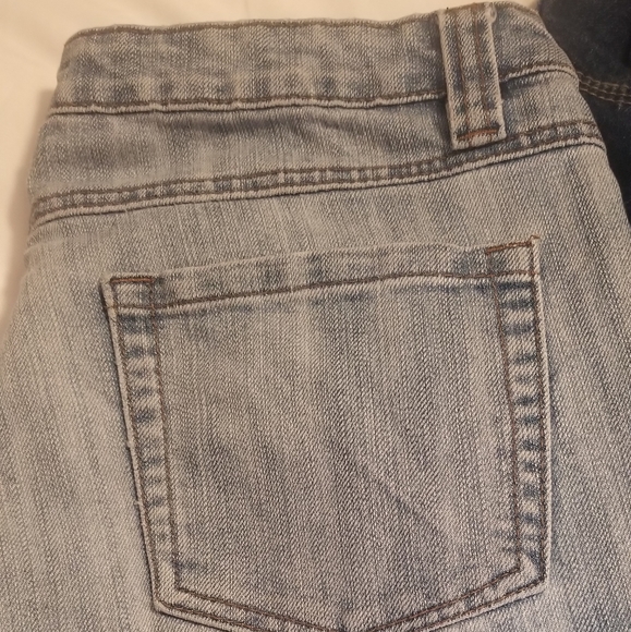 Wet Seal Jeans - Picture 2 of 3